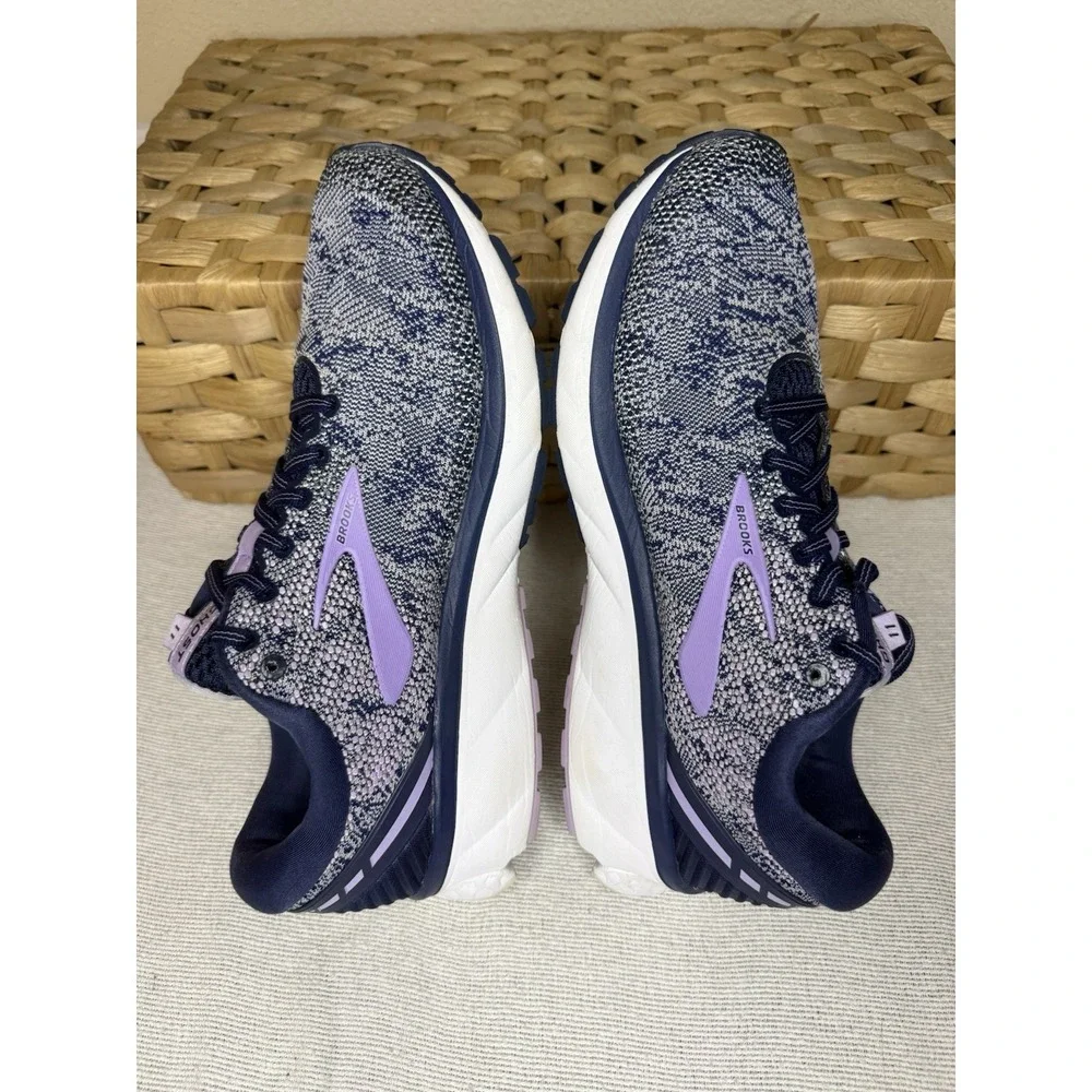 Brooks Women Ghost 11  Running Shoes 